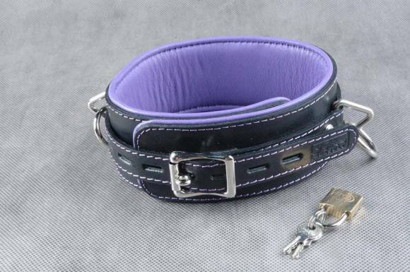 Средний подвёрнутый ошейник с фиолетовым подкладом