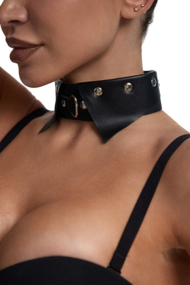 Черный однослойный кожаный ошейник с имитацией воротничка