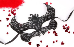 Черная ажурная текстильная маска  Мишель 