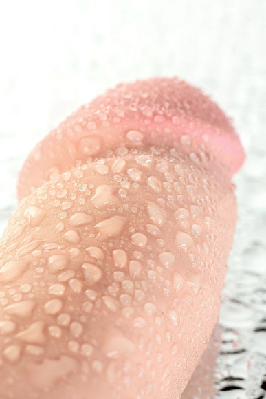 Телесный реалистичный вибратор Realstick Elite Vibro Justin - 21 см.