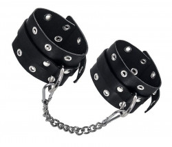 Черные однослойные оковы с люверсами Черные однослойные оковы с люверсами